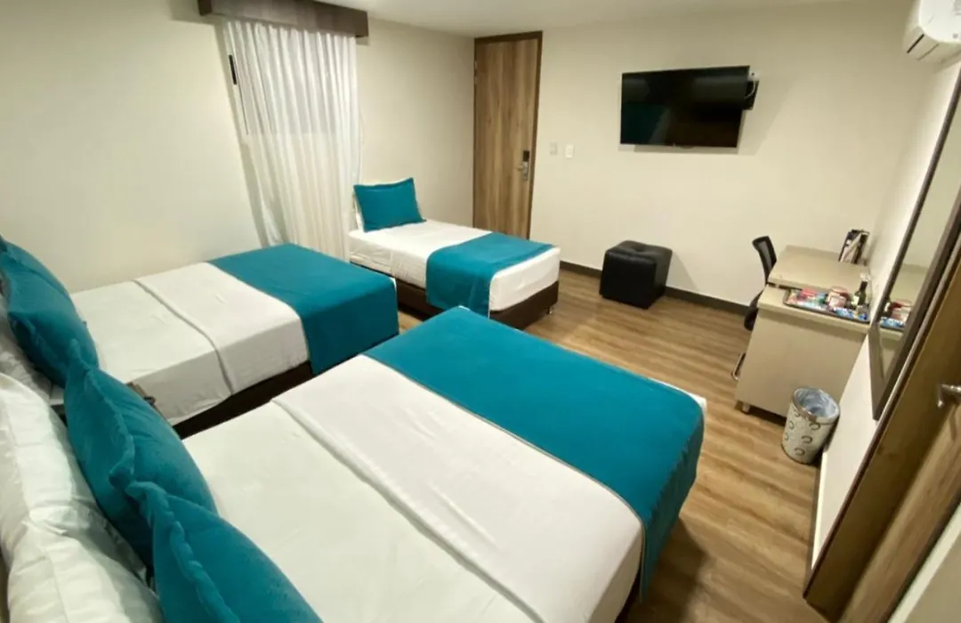 Cabecera Country Hotel-1