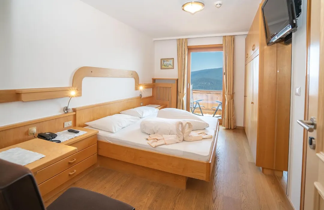Hotel Purvita - Ski In Ski Out - Infinity Pool-1