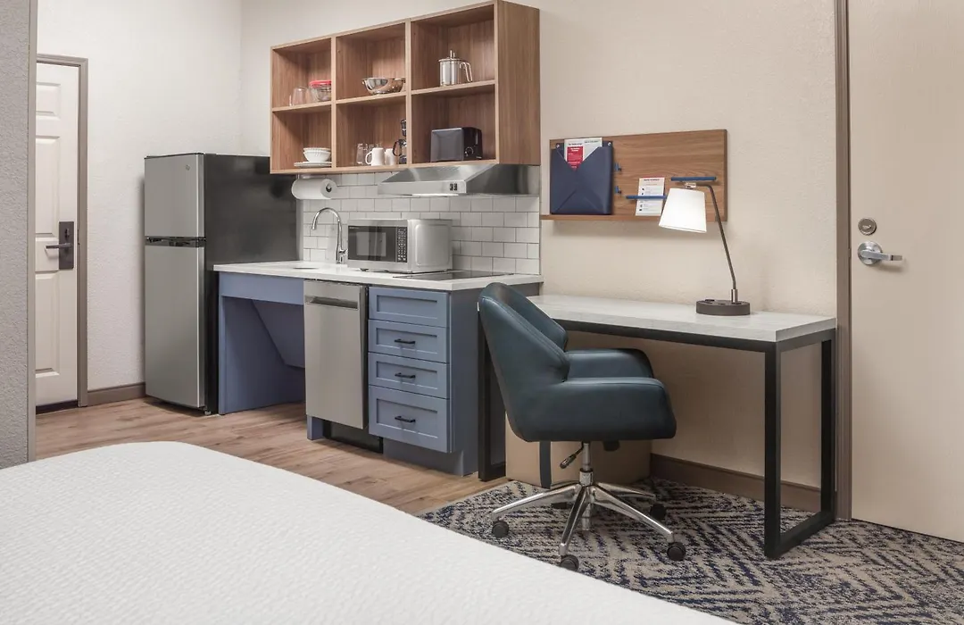 Candlewood Suites St. Robert By Ihg-1