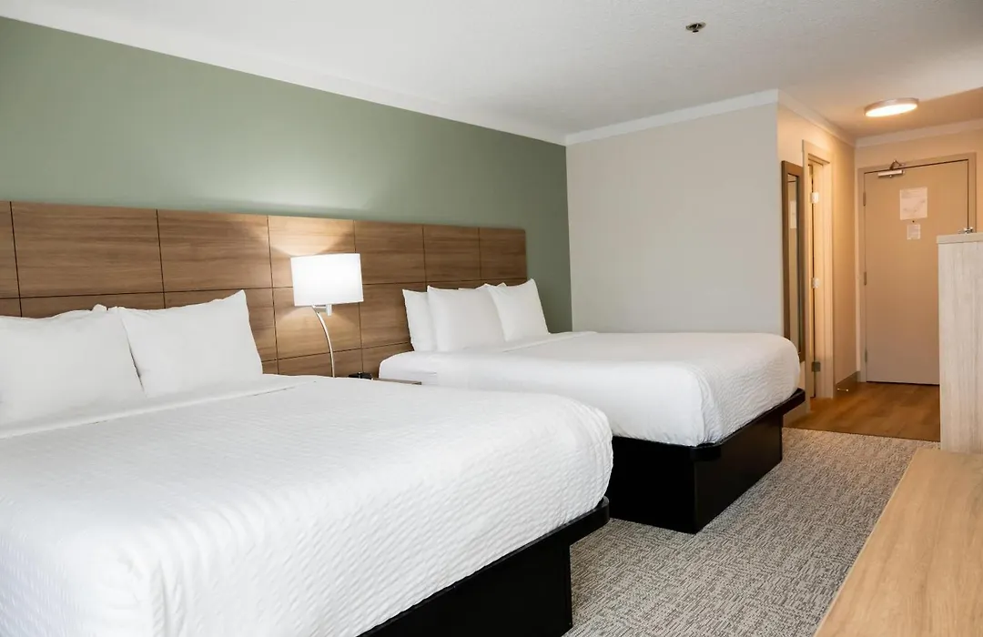 Quality Inn & Suites Whitehorse-1