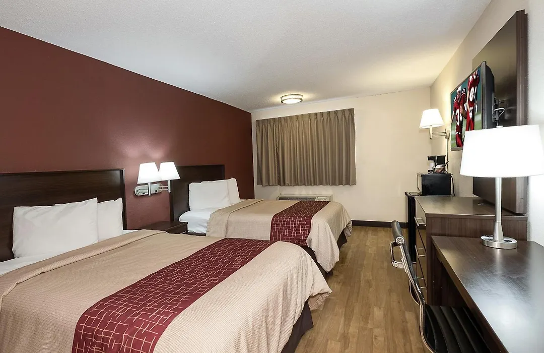 Red Roof Inn Toledo - Maumee-1