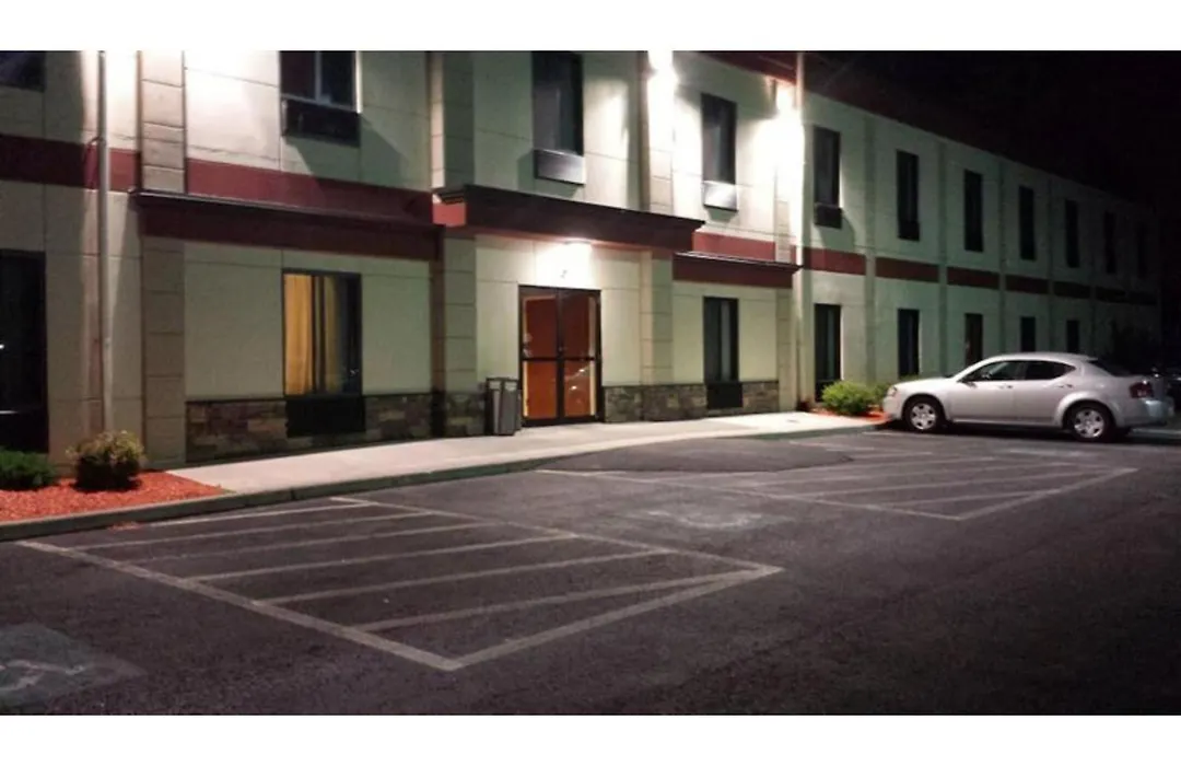 Pleasant Night Inn Carthage Near Fort Drum-1