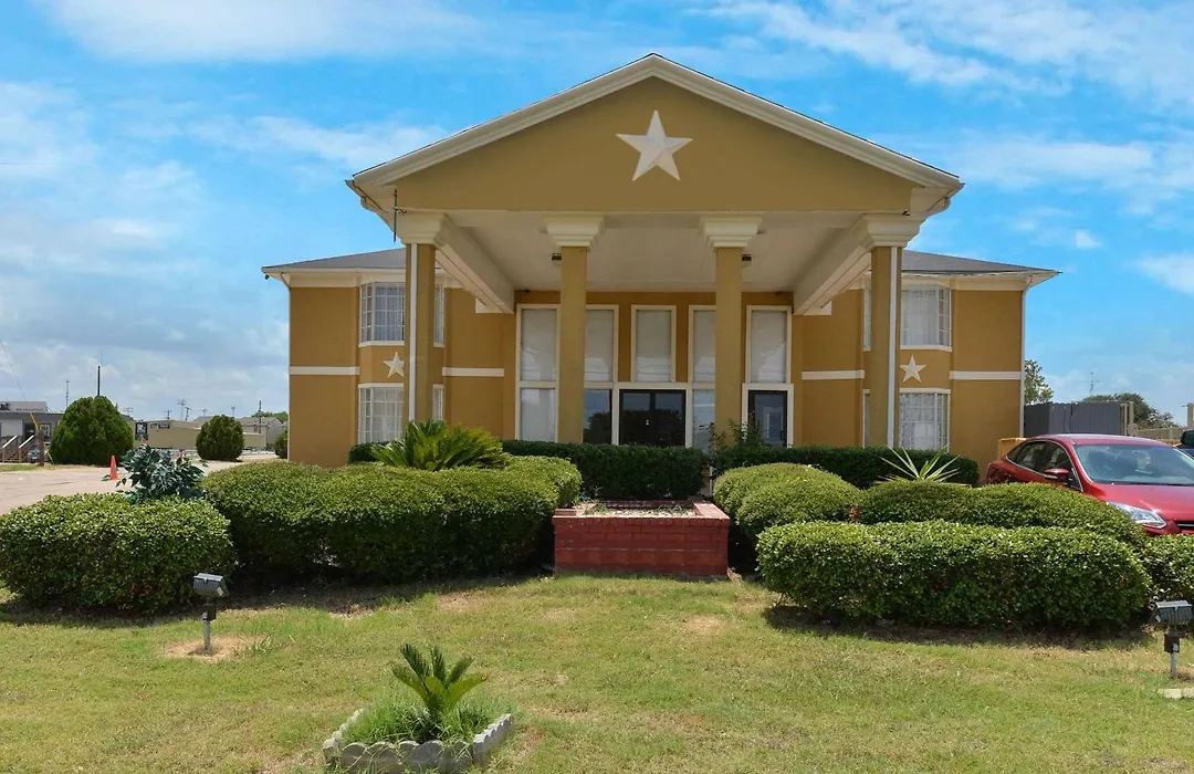 Quality Inn Gonzales-1