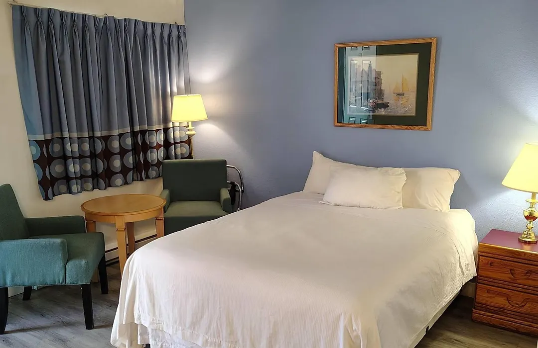 Super 8 By Wyndham Sicamous-1