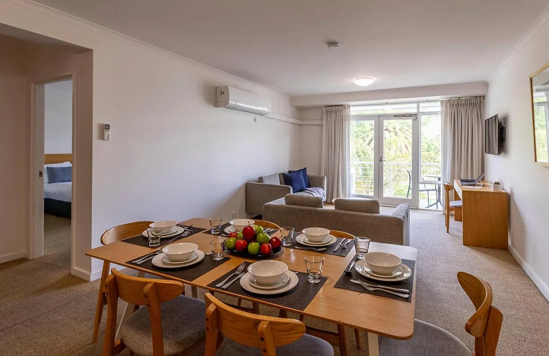 Mainstay Suites Williamstown-1