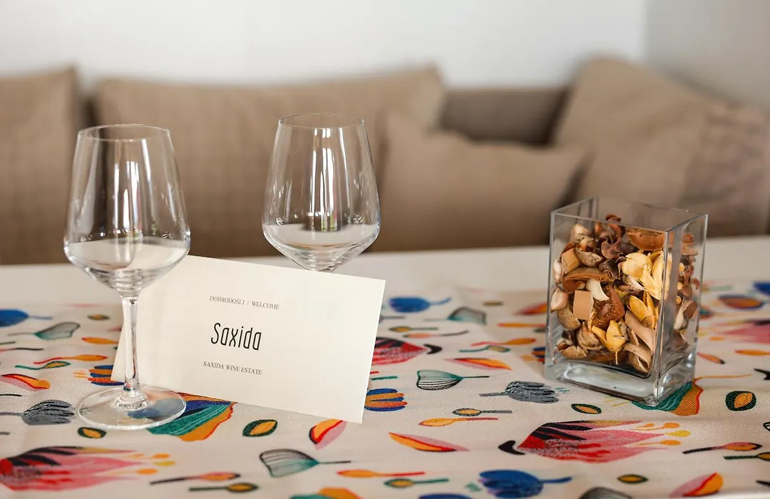 Saxida Wine Estate-1