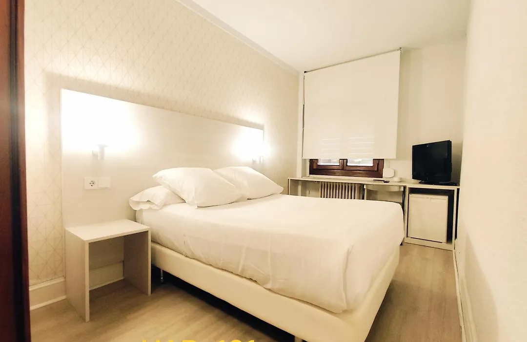 Hostal Vista Alegre-1