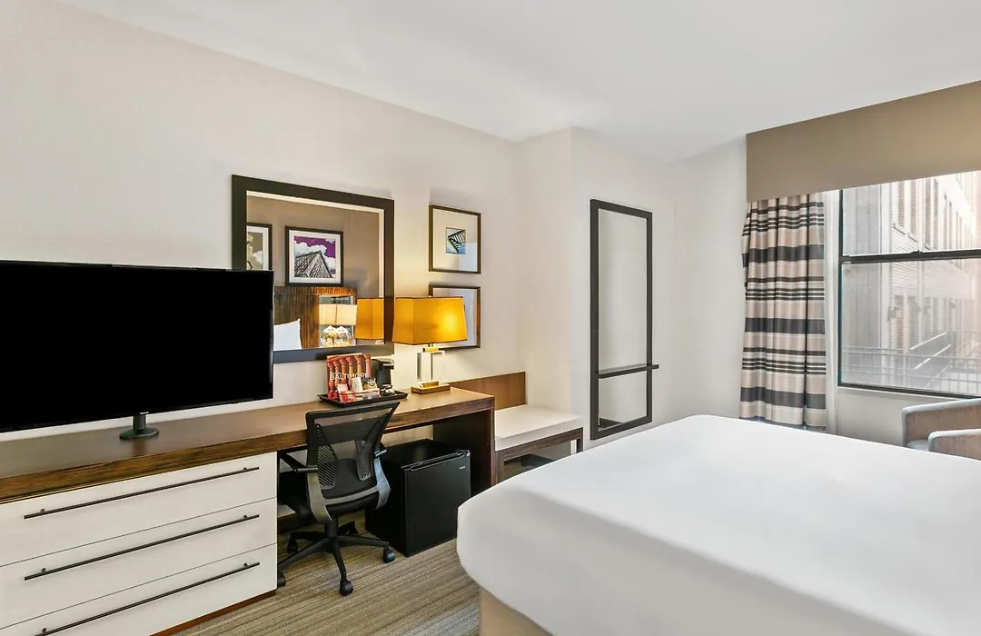 Sonesta Hotel Baltimore Inner Harbor-1