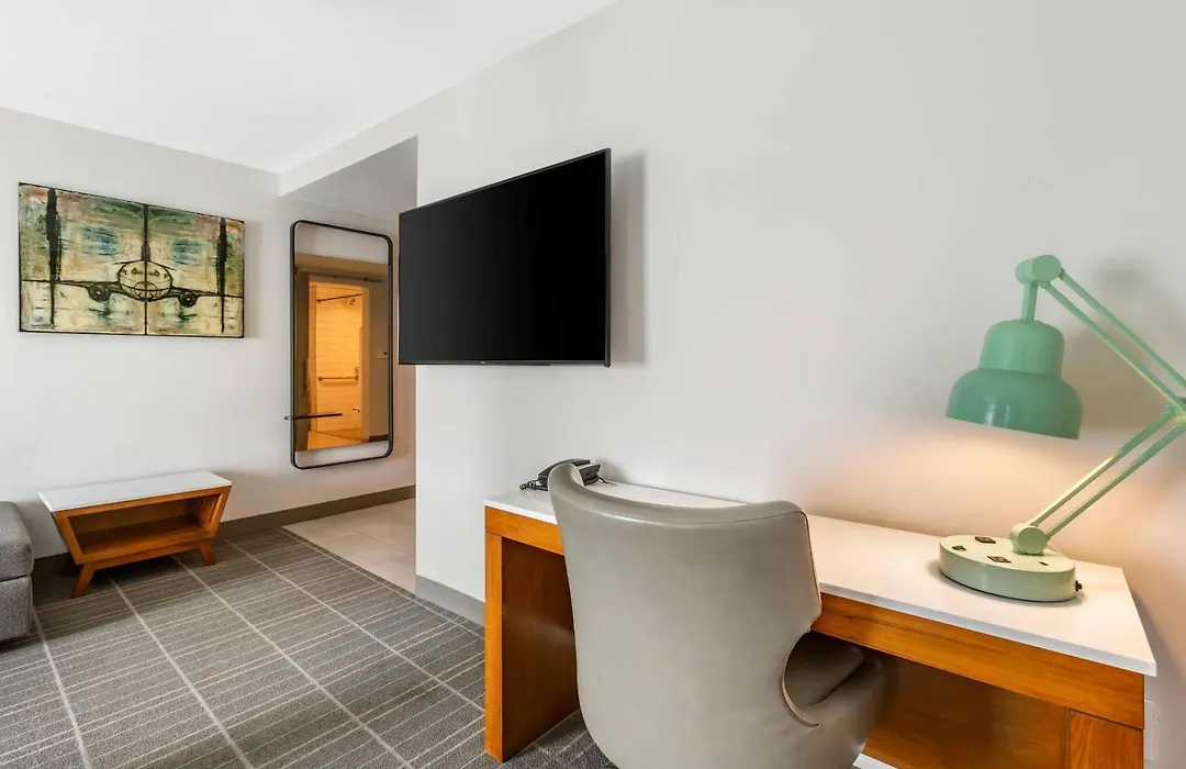 Cambria Hotel Lax-1