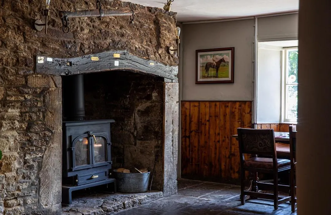 Bathurst Arms-1