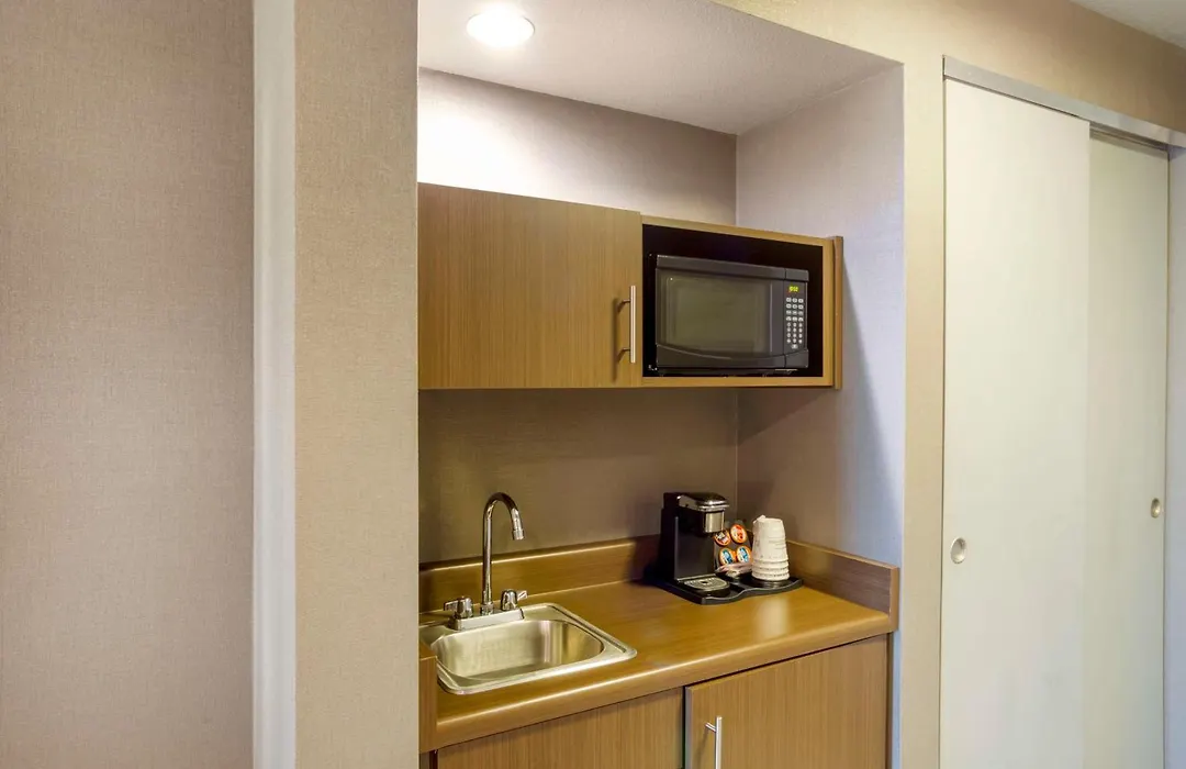 Best Western Plus Coalinga Inn-1
