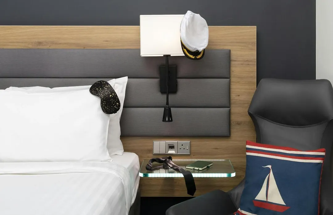 Moxy Southampton-1