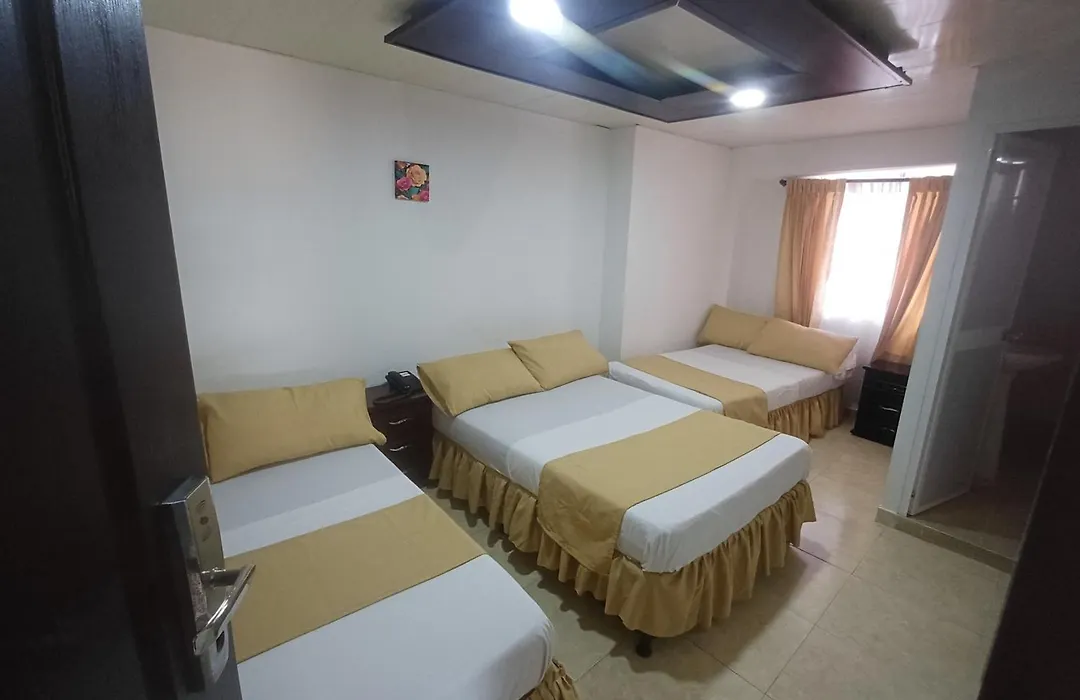 Hotel Dulces Sueños-1