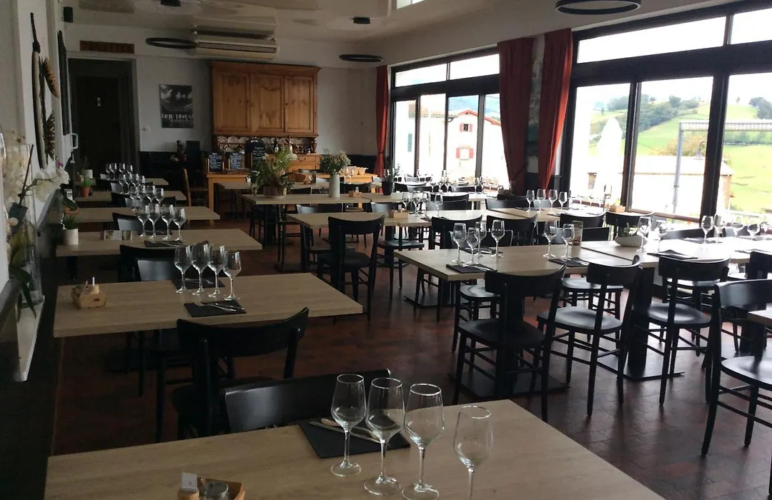 Hotel Restaurant Pecoitz-1