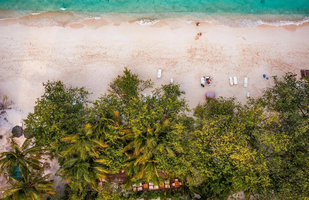 Aria Beach, Ukulhas-1