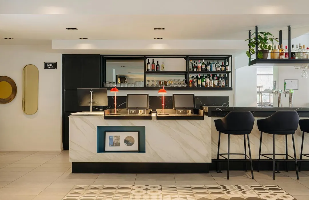 Leonardo Hotel Rotterdam Savoy-1