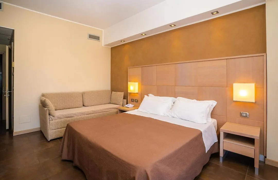 Abruzzo Marina Hotel - Family & Beach Resort-1