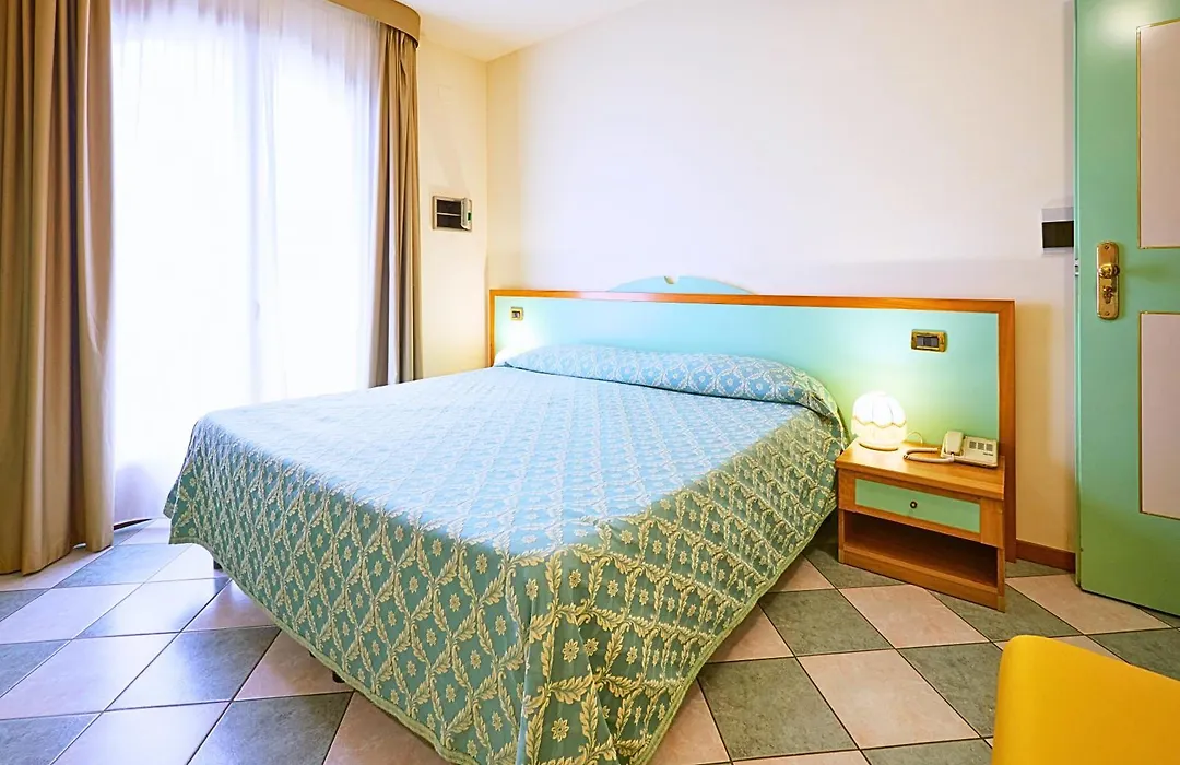 Hotel Villa Elena-1