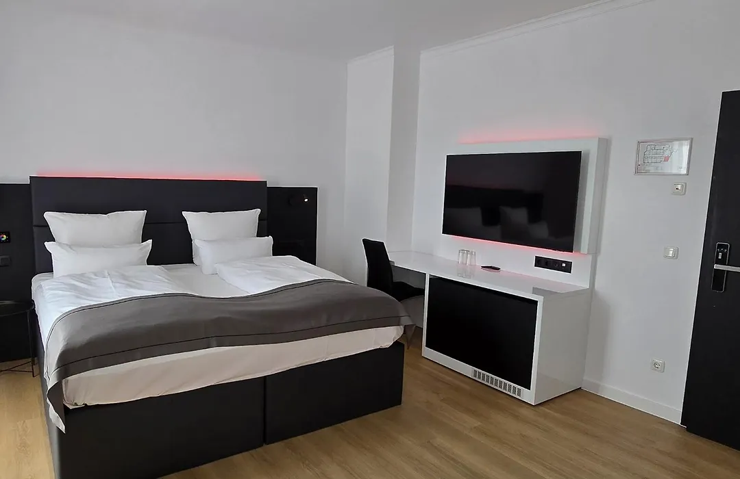 Hotel Goldene Traube-1
