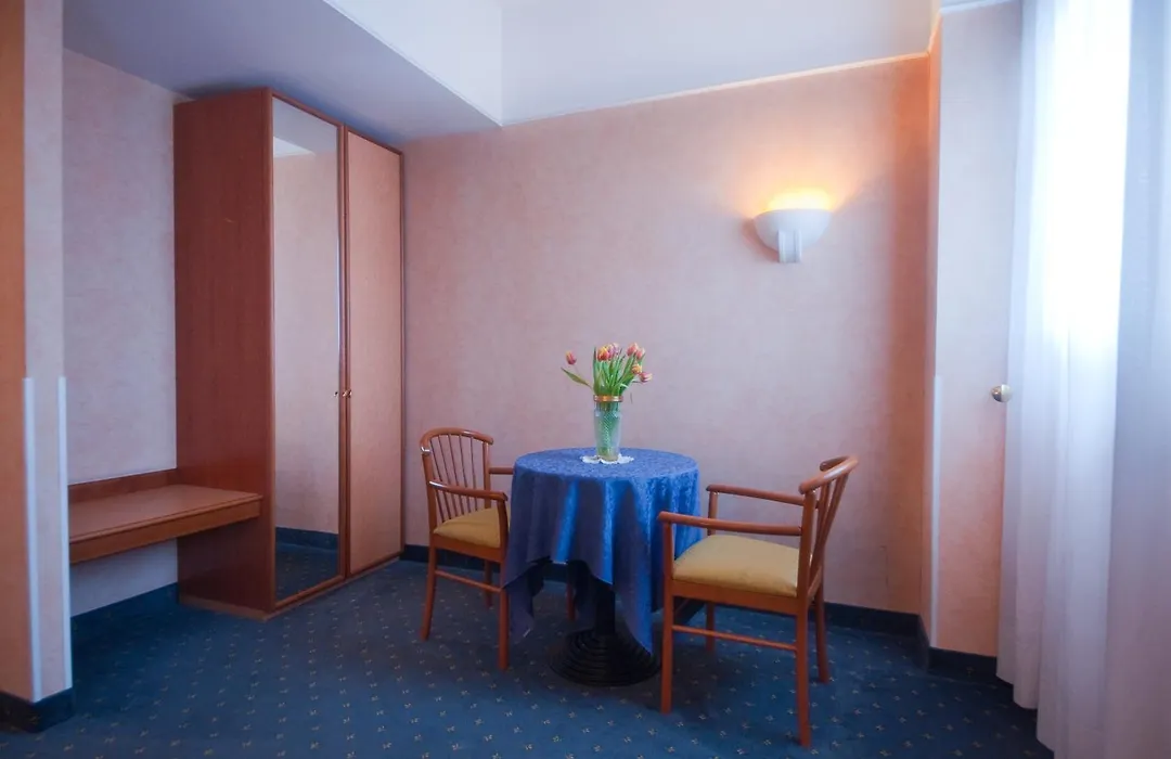 Hotel Le Sorgenti-1