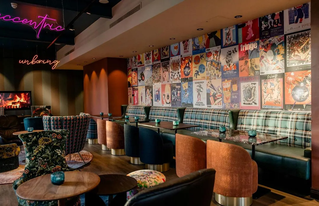 Motel One Edinburgh-Princes-1