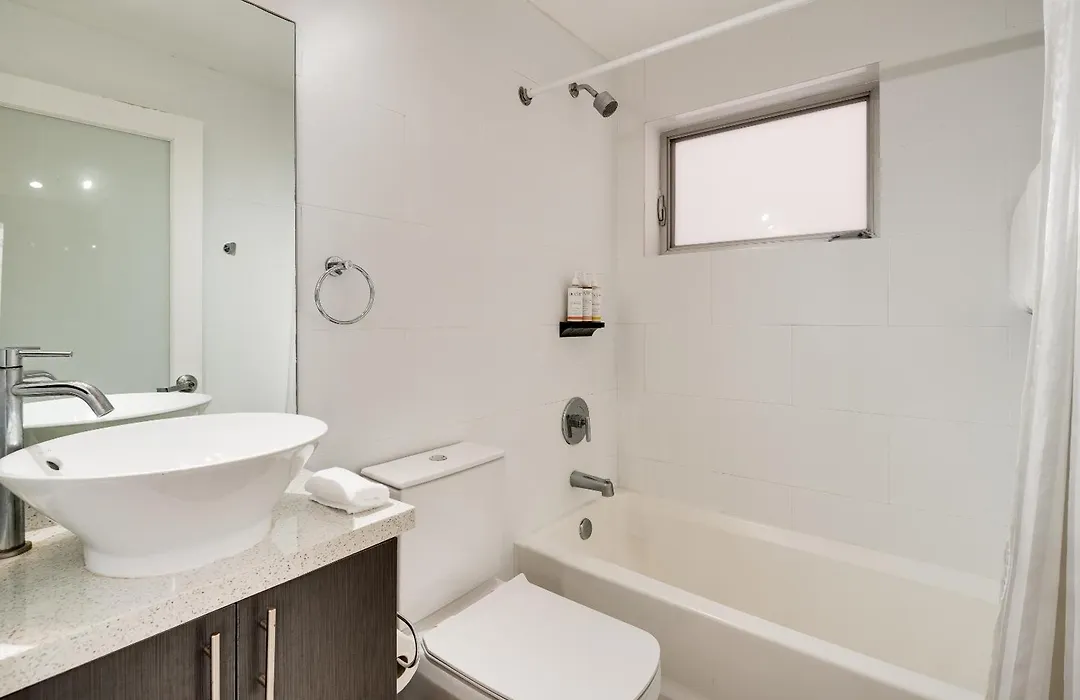 Waterside Hotel And Suites-1