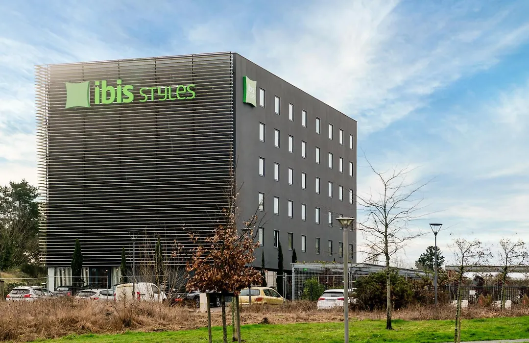 Ibis Styles Bordeaux Lormont-1