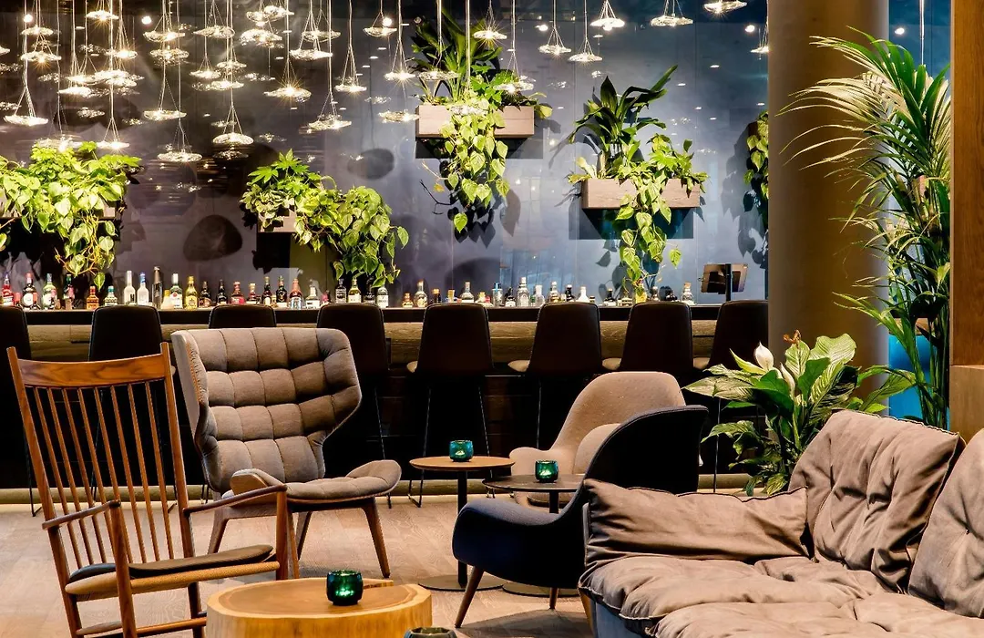 Motel One Bonn-Hauptbahnhof-1
