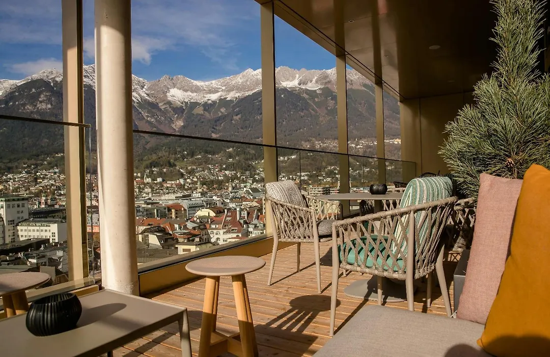 Motel One Innsbruck-1