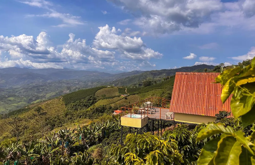 Finca Hotel Los Guayacanes-1