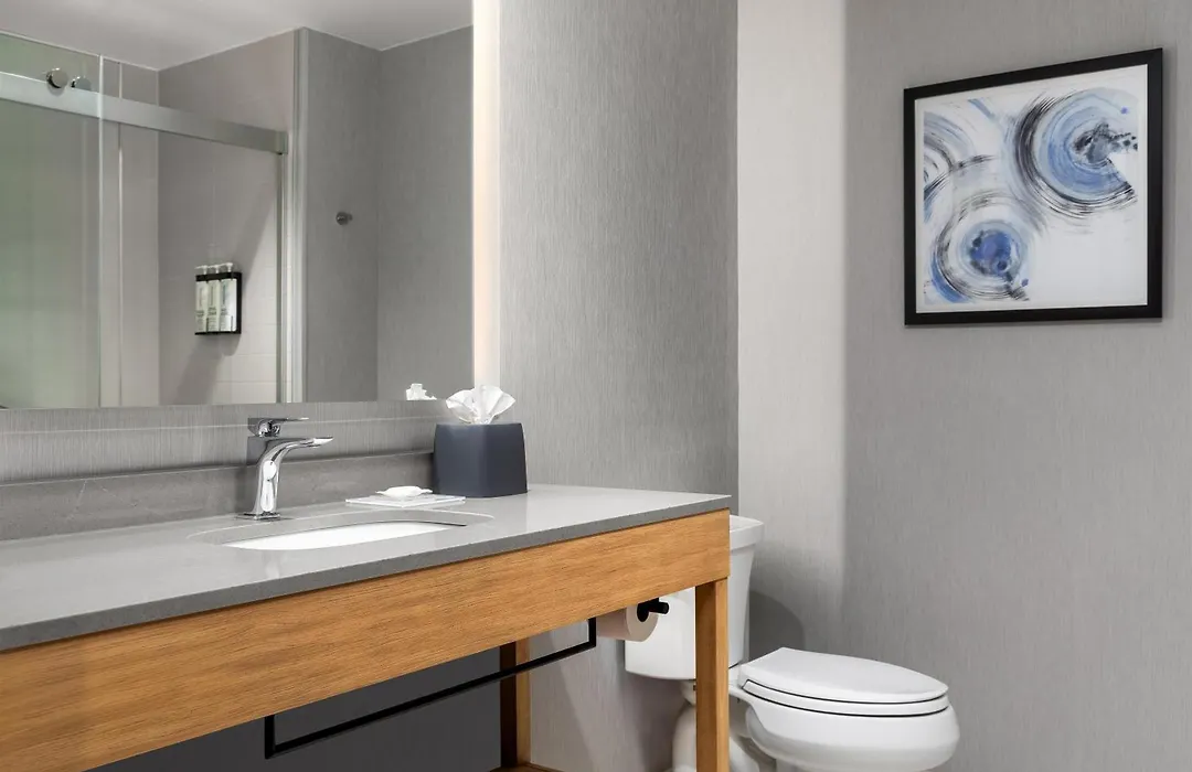 Hyatt Place Toronto Airport-1