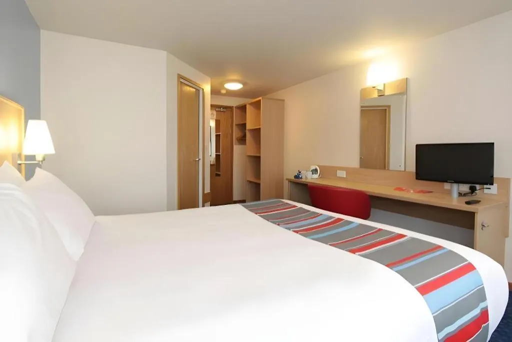Travelodge Aberdeen Bucksburn-1