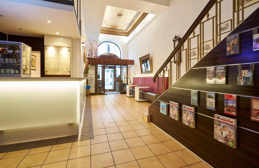 Hotel National-1