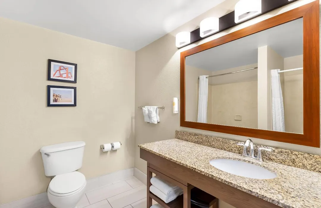 Comfort Suites Near Universal Orlando Resort-1