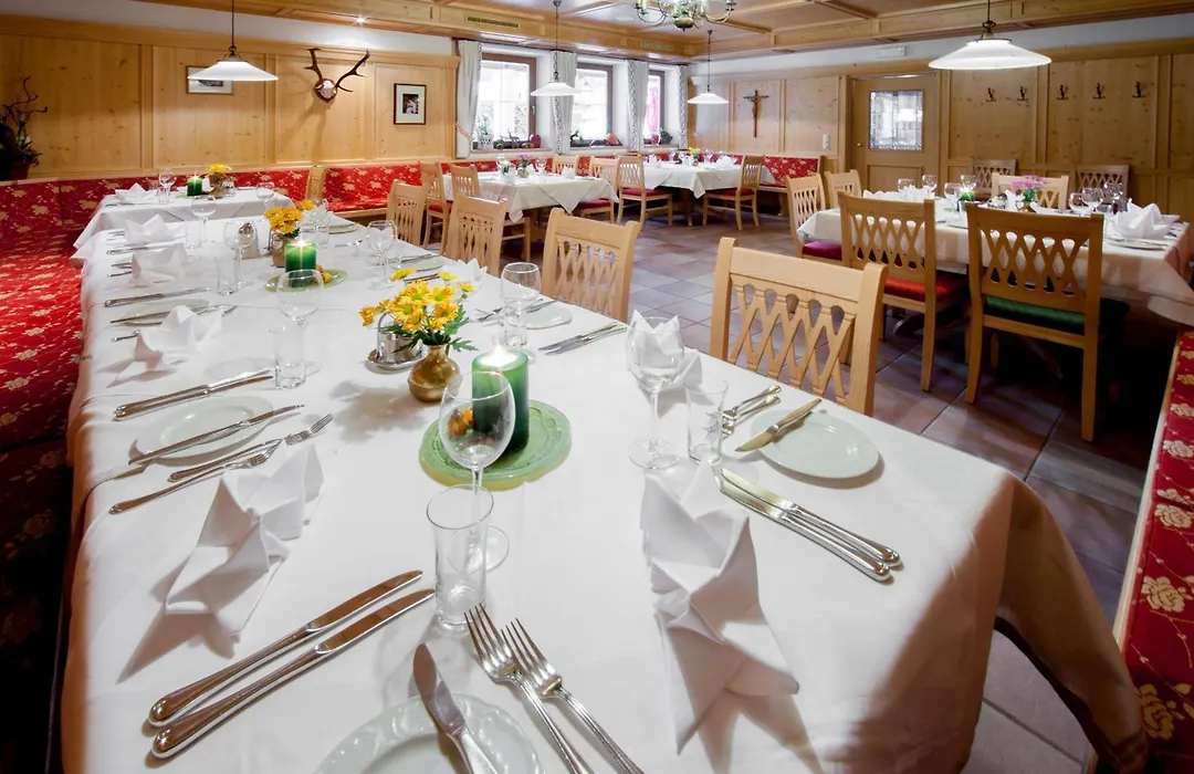 Landhotel Tirolerhof-1