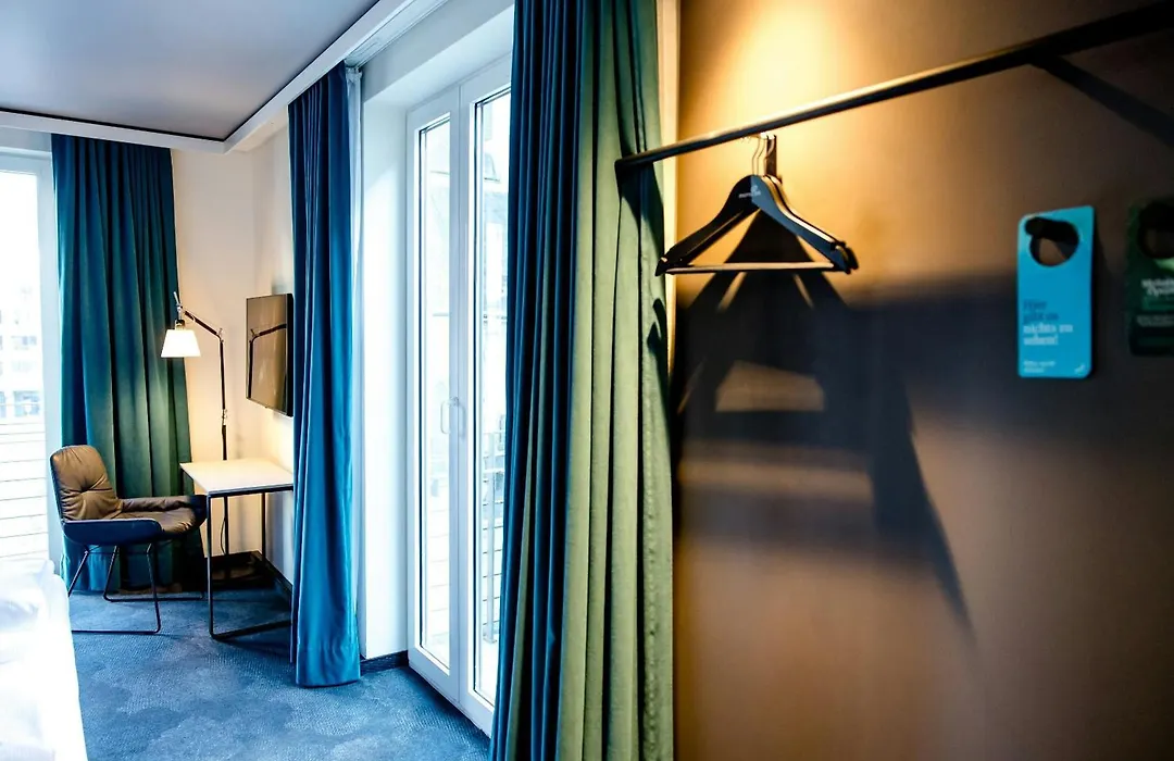 Motel One Leipzig-Nikolaikirche-1