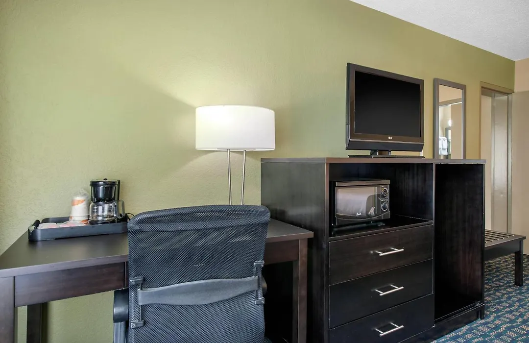 Quality Inn & Suites Brooksville I-75-Dade City-1