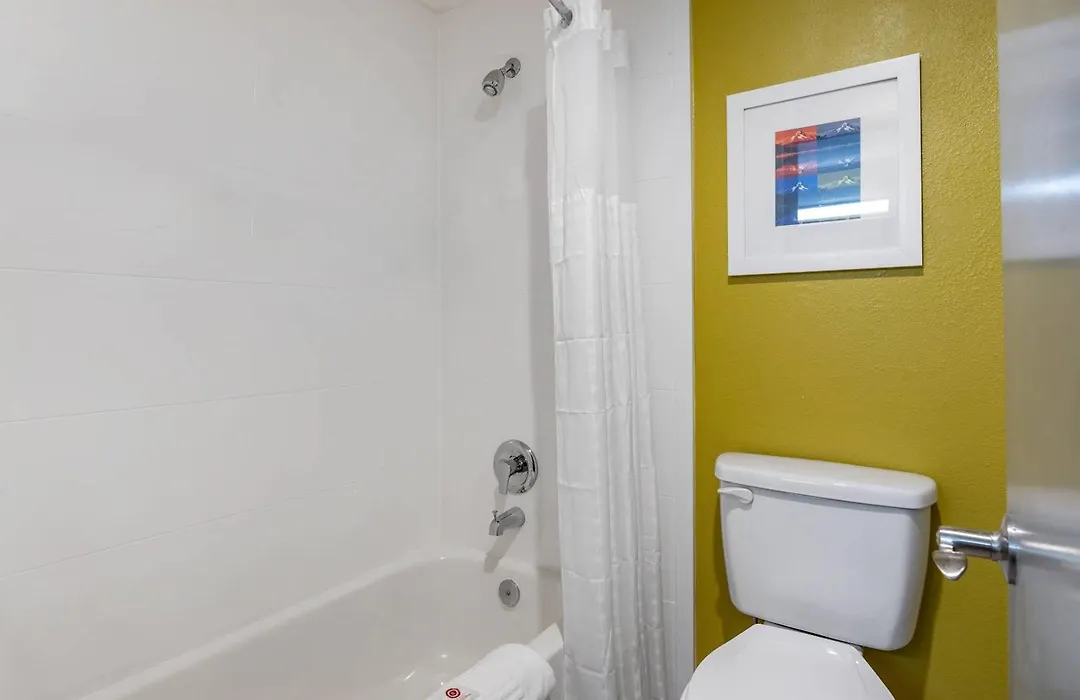 Comfort Inn & Suites Tigard Near Washington Square-1