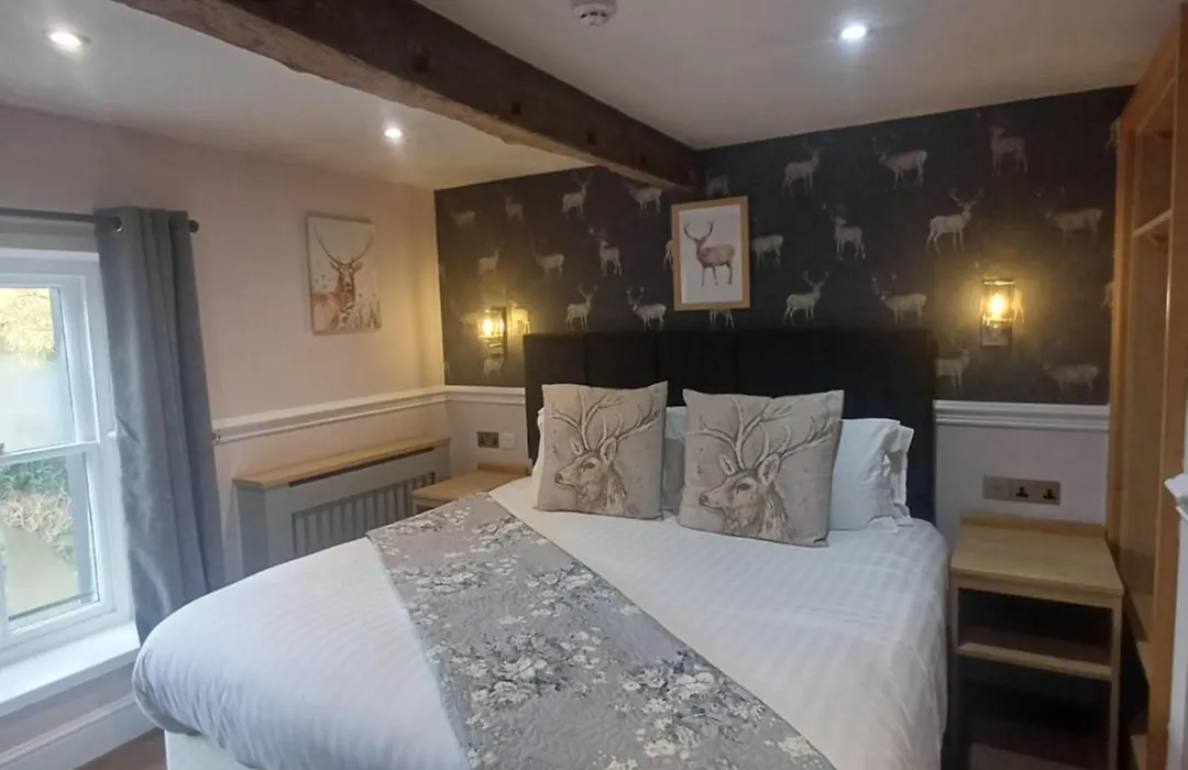 Fox And Pheasant Inn-1