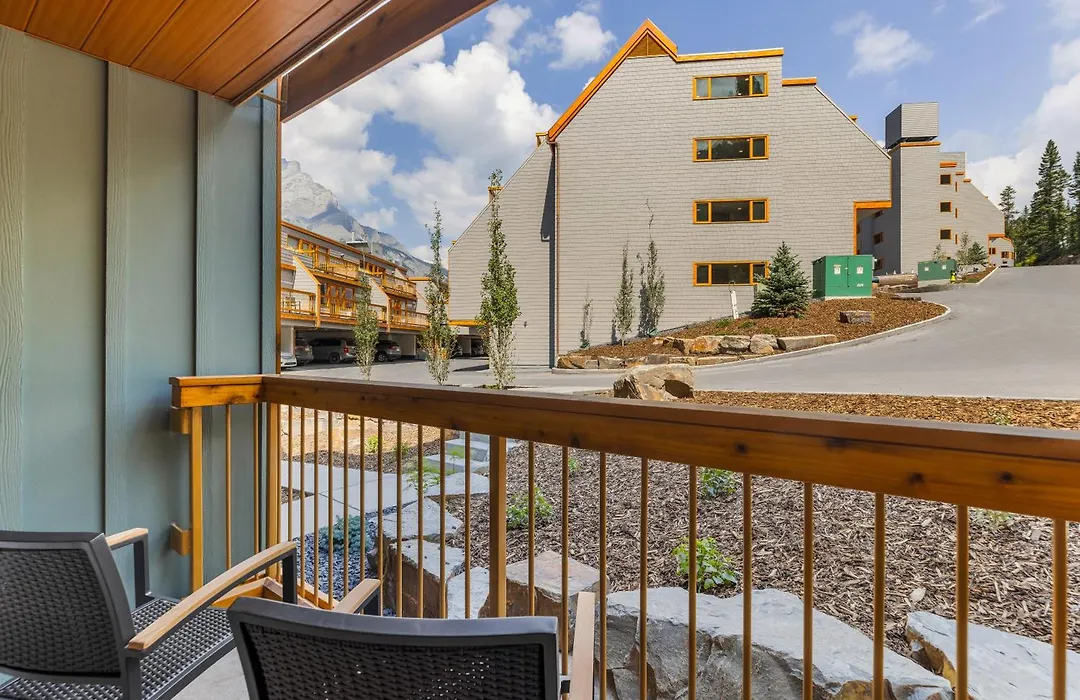 Otter Hotel-1