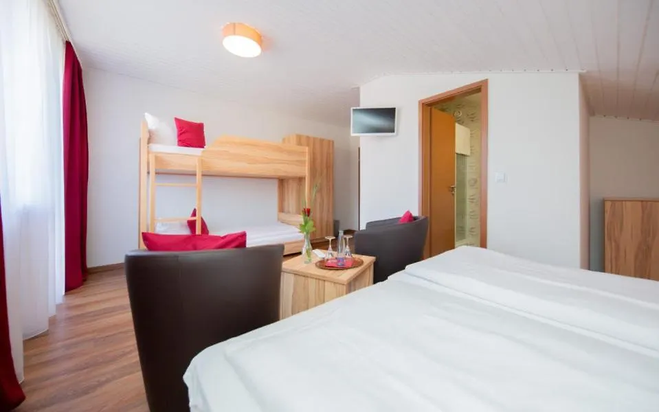 Hotel Restaurant Haus Waldesruh-1