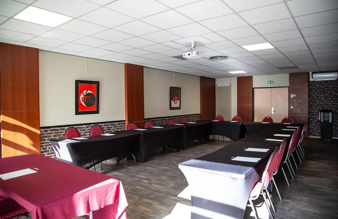 The Originals City, Hôtel Ascotel, Lille Est Grand Stade (Inter-Hotel)-1
