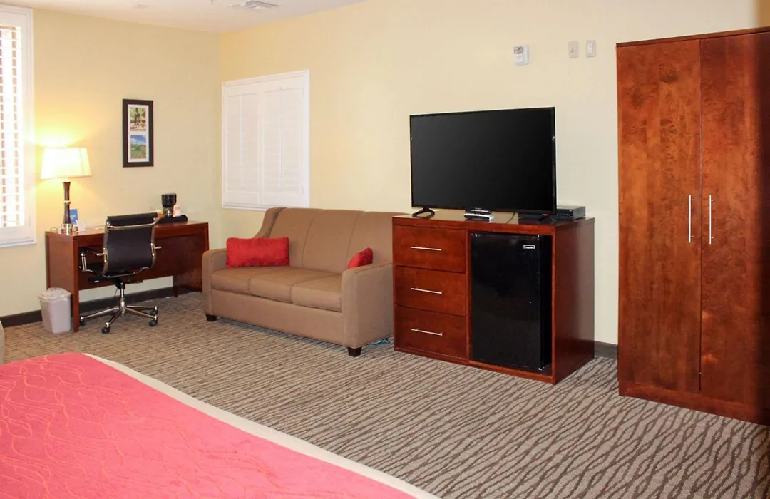 Comfort Inn Pomona Near Fairplex-1