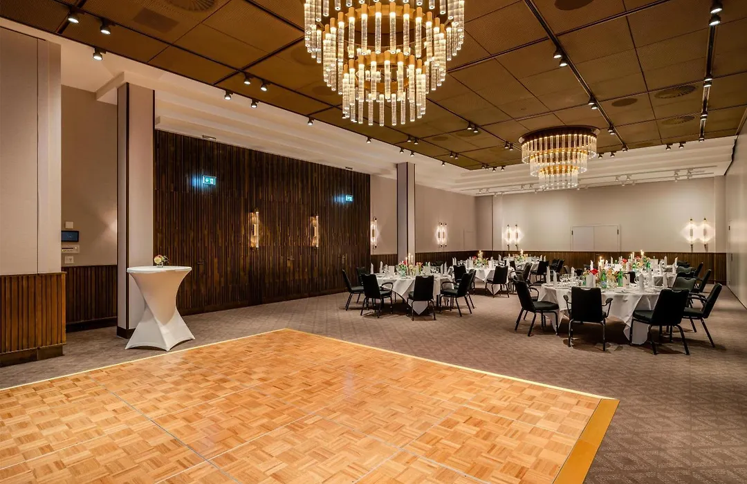 Radisson Blu Senator Hotel, Lübeck-1