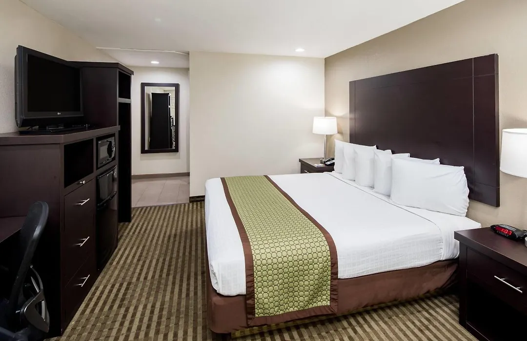 Days Inn By Wyndham El Centro-1