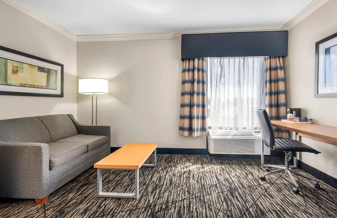 Quality Inn Alexander City-1