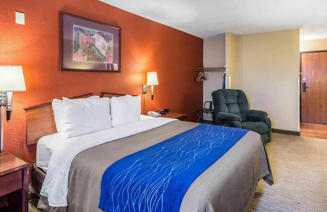 Quality Inn Scottsbluff-1