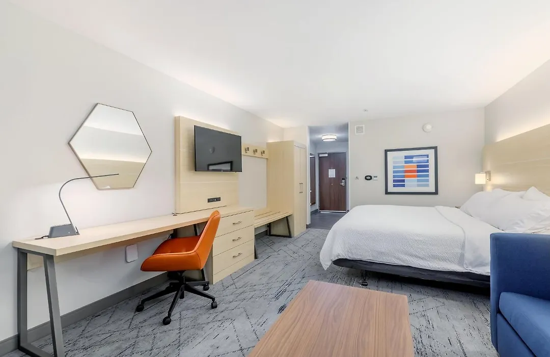 Holiday Inn Express & Suites - Medford By Ihg-1