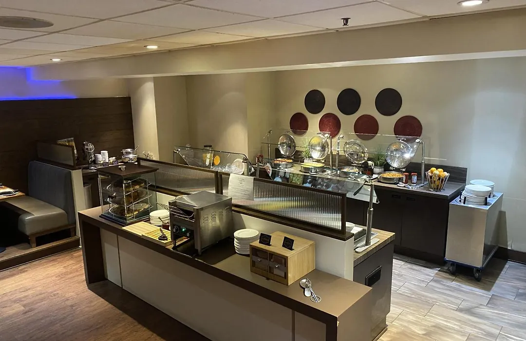 Saint John Harbourfront Hotel-1