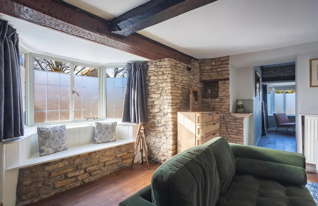 The Lamb Inn-1